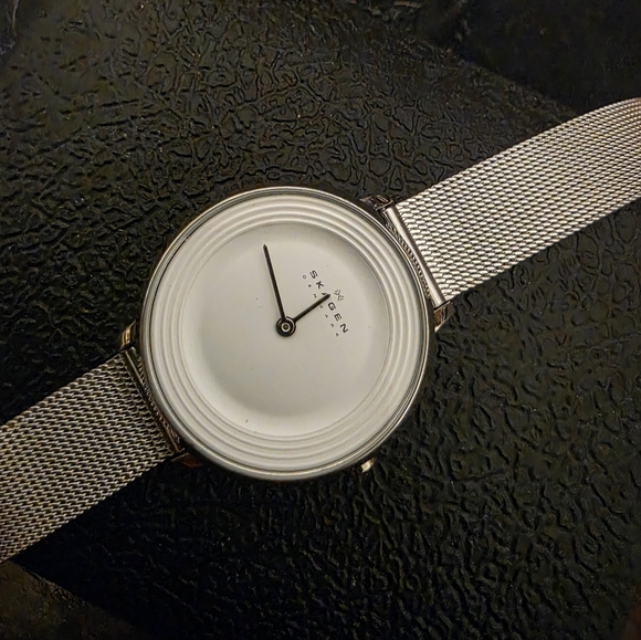 Skagen Silver Mesh Watch - Picture 3 of 5